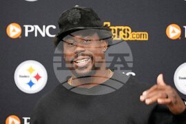 Steelers Joseph Day Football