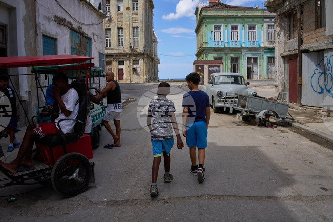 APTOPIX Cuba Power Outage