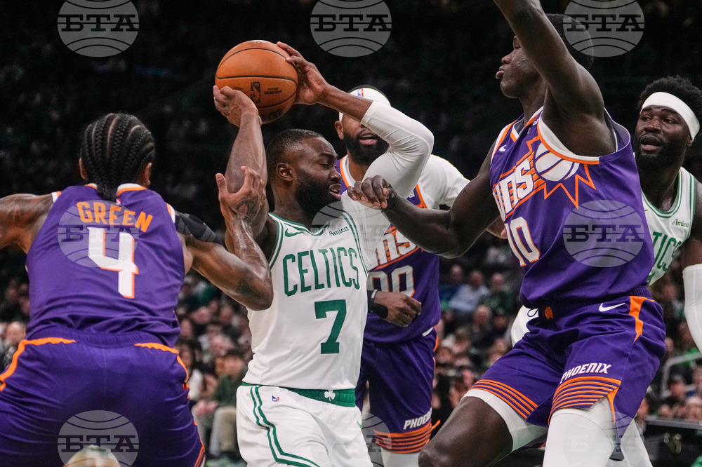 Suns Celtics Basketball