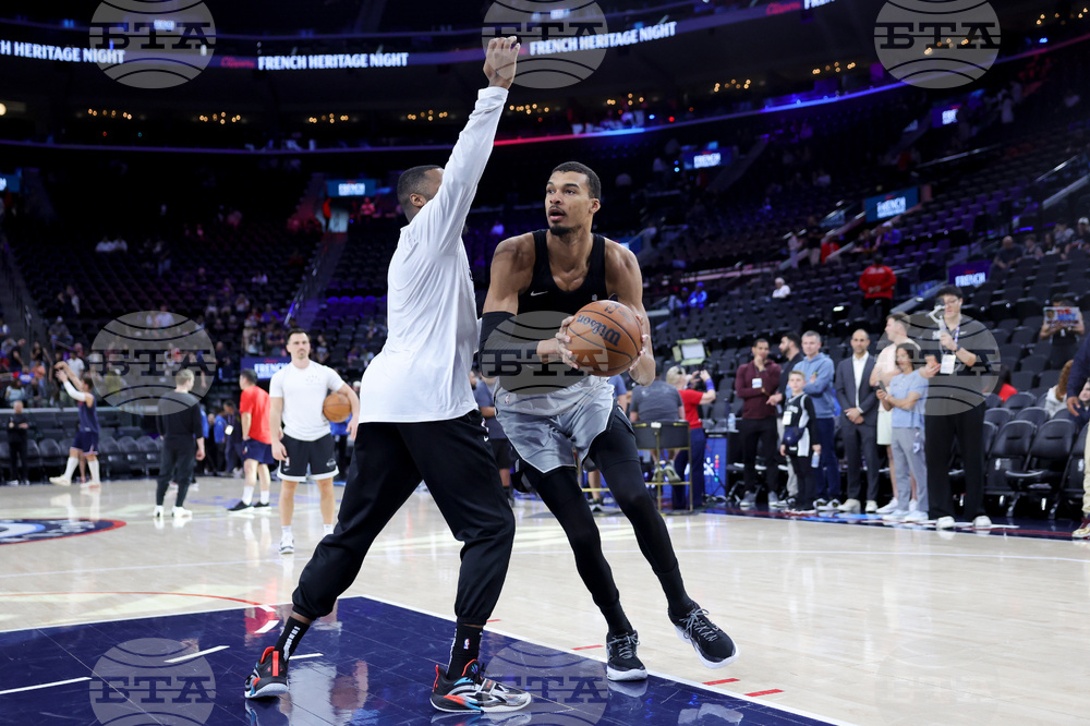 Spurs Clippers Basketball