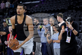 Spurs Clippers Basketball