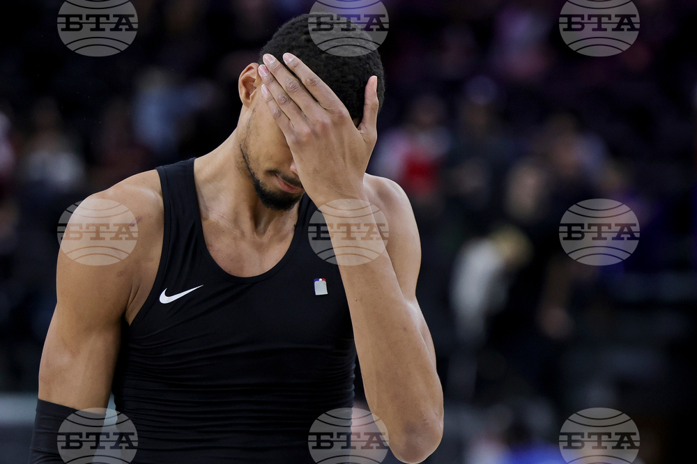 Spurs Clippers Basketball