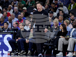 Spurs Clippers Basketball