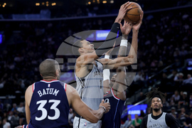 Spurs Clippers Basketball