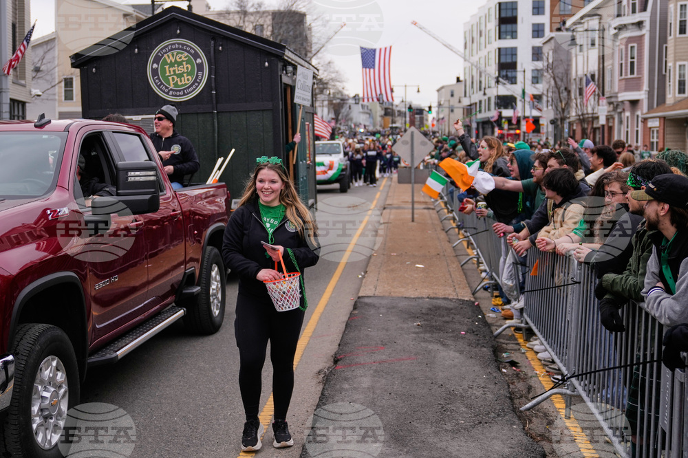 St. Patrick's Day Tiny Pub