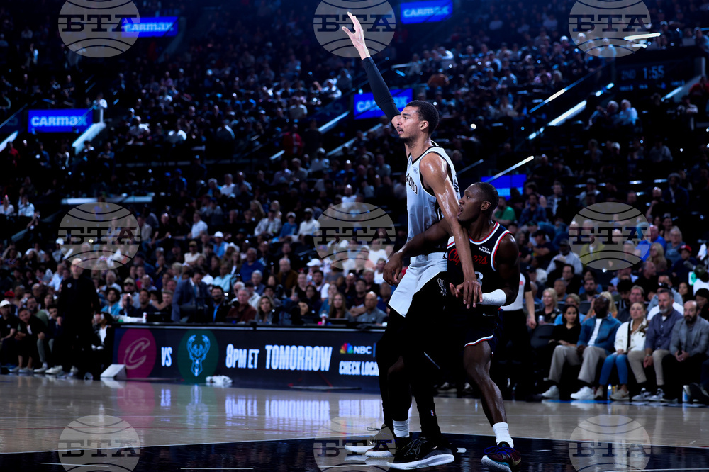 Spurs Clippers Basketball