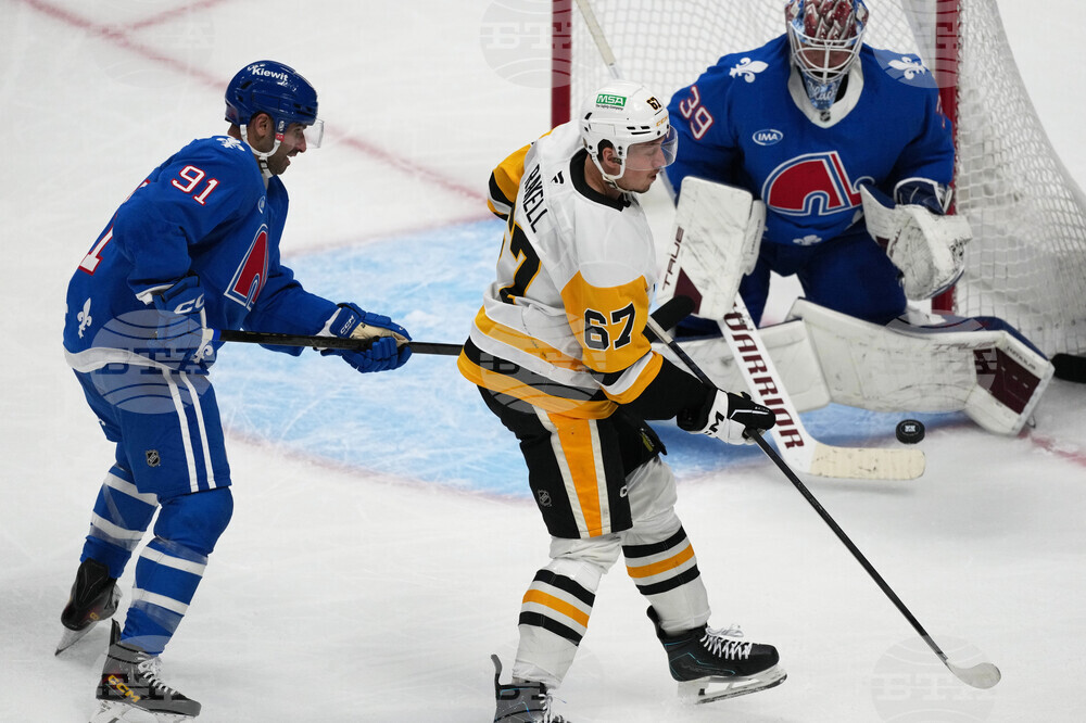 Penguins Avalanche Hockey