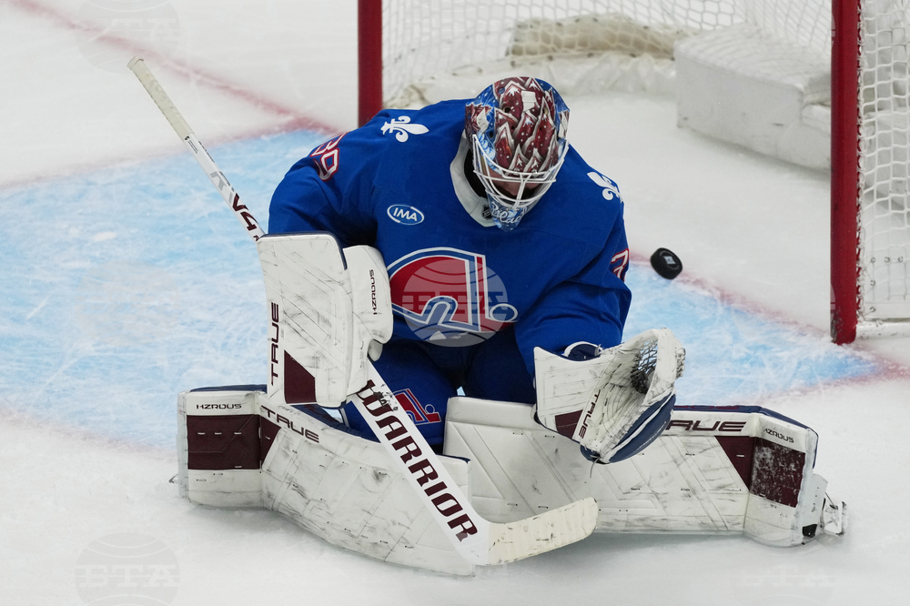 Penguins Avalanche Hockey