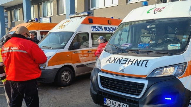 Шофьори на линейки в Бургас протестираха срещу глоби за превишена скорост