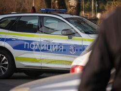 Бургас - полицейски участък - задържани лица