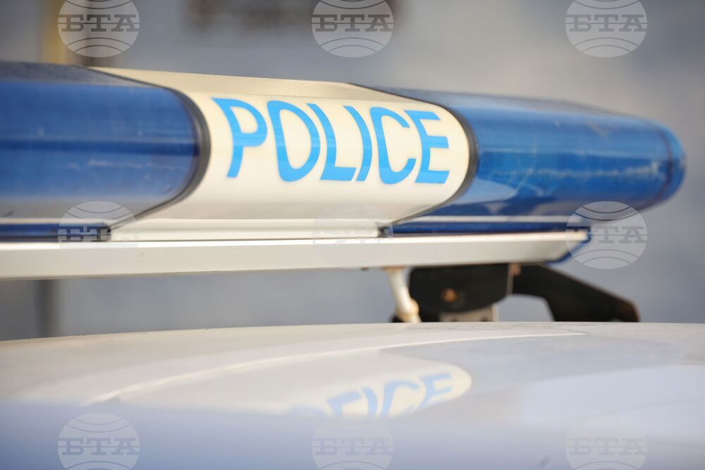 Бургас - полицейски участък - задържани лица