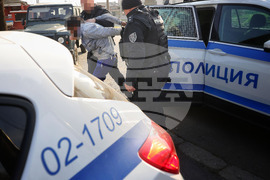 Бургас - полицейски участък - задържани лица