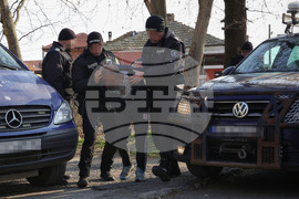 Бургас - полицейски участък - задържани лица