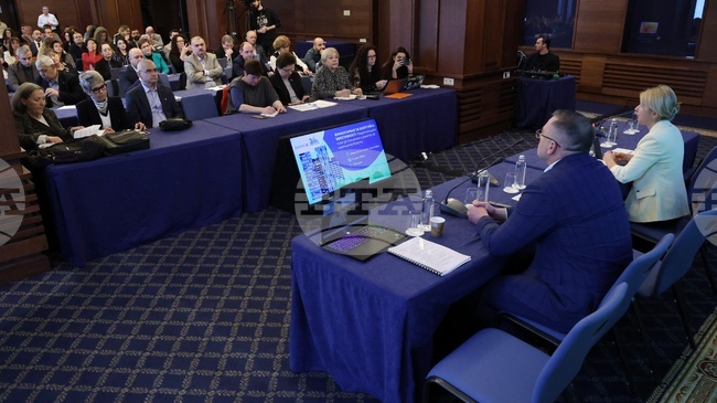 Deputy Ministers Emphasise Importance of National Building Renovation Plan for Tackling Energy Poverty, Emissions