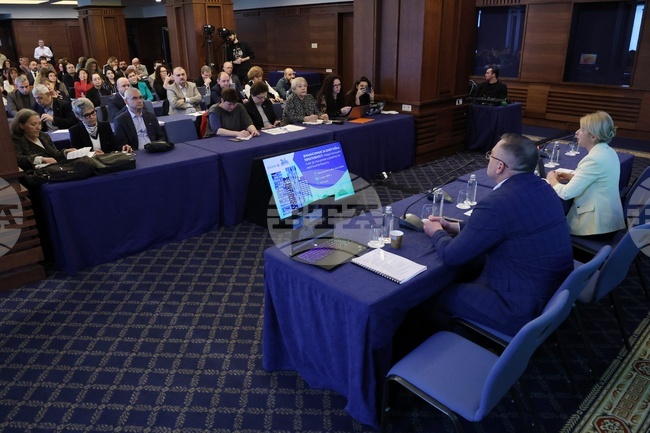 Deputy Ministers Emphasize Importance of National Building Renovation Plan for Tackling Energy Poverty, Emissions