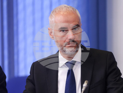 Национален пресклуб  БТА София - пресконференция на тема: „Непрозрачност в системата за управление на отпадъците - по-високи цени за потребителите. Бизнесът настоява за спешни мерки.“