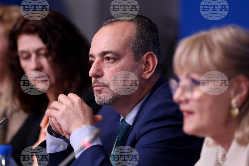 Национален пресклуб  БТА София - пресконференция на тема: „Непрозрачност в системата за управление на отпадъците - по-високи цени за потребителите. Бизнесът настоява за спешни мерки.“