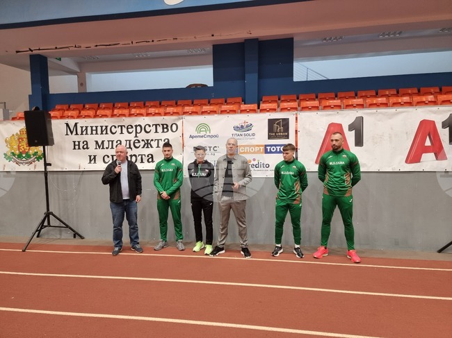 Пътен инцидент забави българските национали по лека атлетика по пътя към Торун за участие на Световното първенство в зала