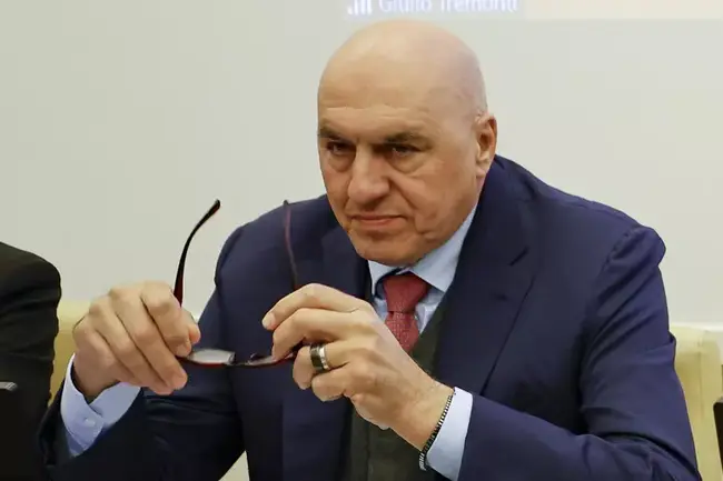 АНСА: Дрон удари хотел в Багдад, в който са били настанени италиански войници