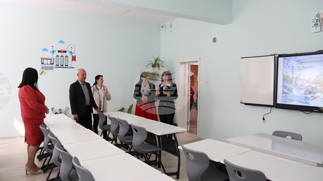 В Професионалната гимназия по електротехника и строителство в Търговище откриха STEM център