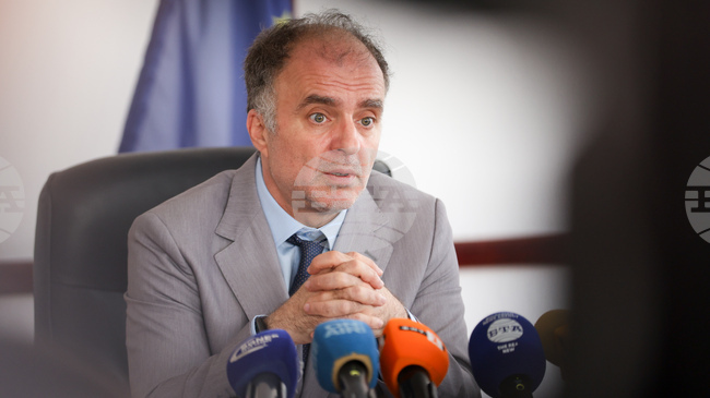 Performing Arts Are Becoming the Budget's Bottomless Pit, Culture Minister Says