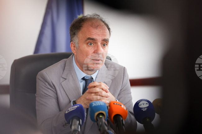 Performing Arts Are Becoming the Budget's Bottomless Pit, Culture Minister Says