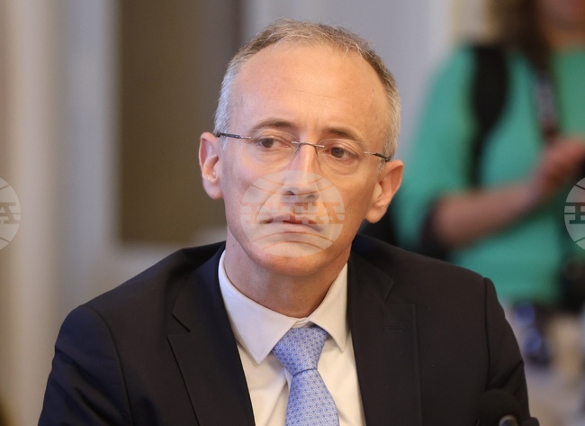 Красимир Вълчев ще представи приоритетите на ГЕРБ в образованието на форум в Разград