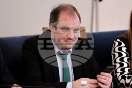 Народното събрание - Комисия по конституционни и правни