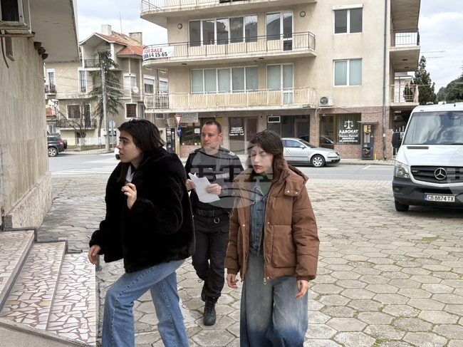 Районният съд в Свиленград наложи условни присъди на две ирански гражданки за опит за нелегално влизане в страната