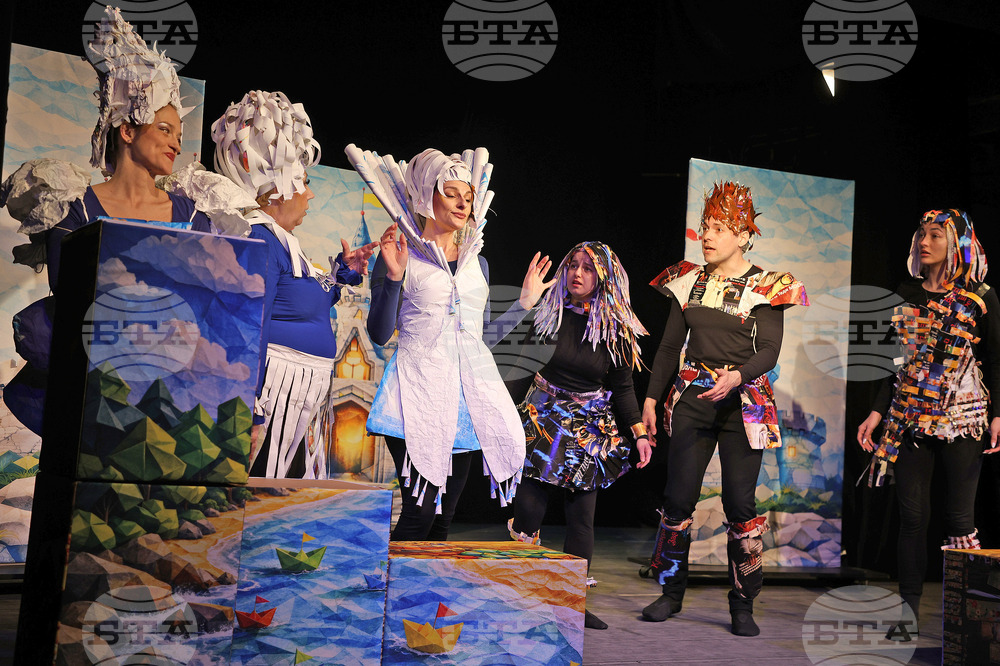 Варна - Държавен куклен театър - премиера