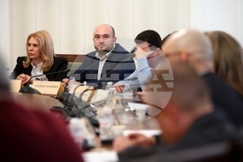 Народно събрание - Комисия по труда и социалната политика