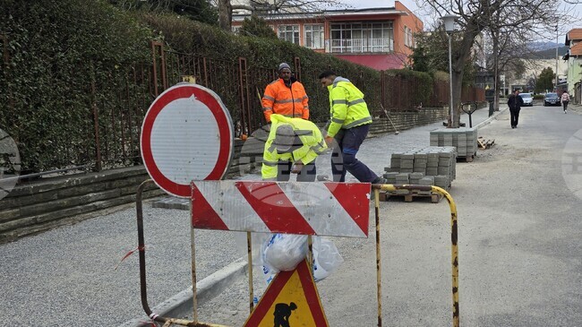 Затварят ул. „Абаджийска“ в центъра на Сливен заради ремонт 