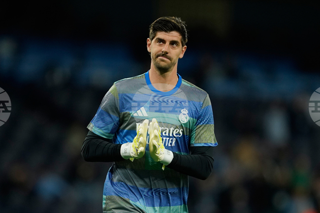Вратарят на Реал Мадрид Тибо Куртоа е под въпрос за дербито срещу Атлетико в неделя