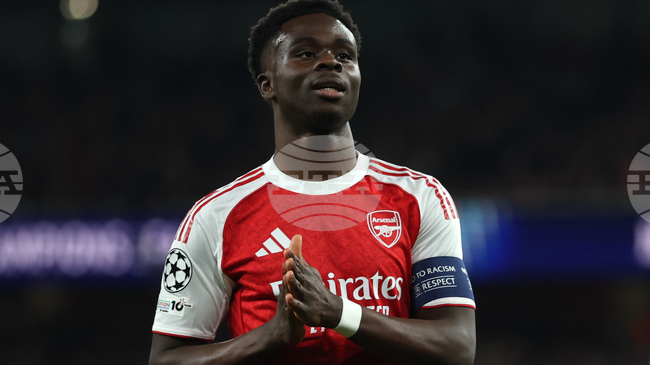 Нападателят на Арсенал Букайо Сака ще бъде възстановен от контузия за първия мач от полуфинала на Шампионската лига срещу Атлетико Мадрид,