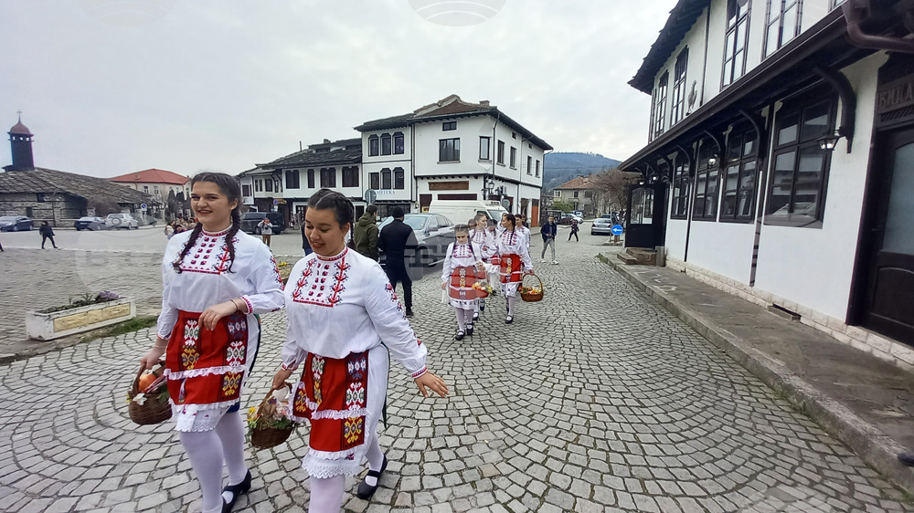 Трявна - лазаруване