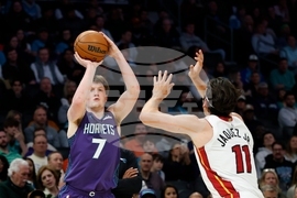 Heat Hornets Basketball