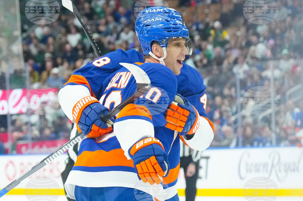 Islanders Maple Leafs Hockey