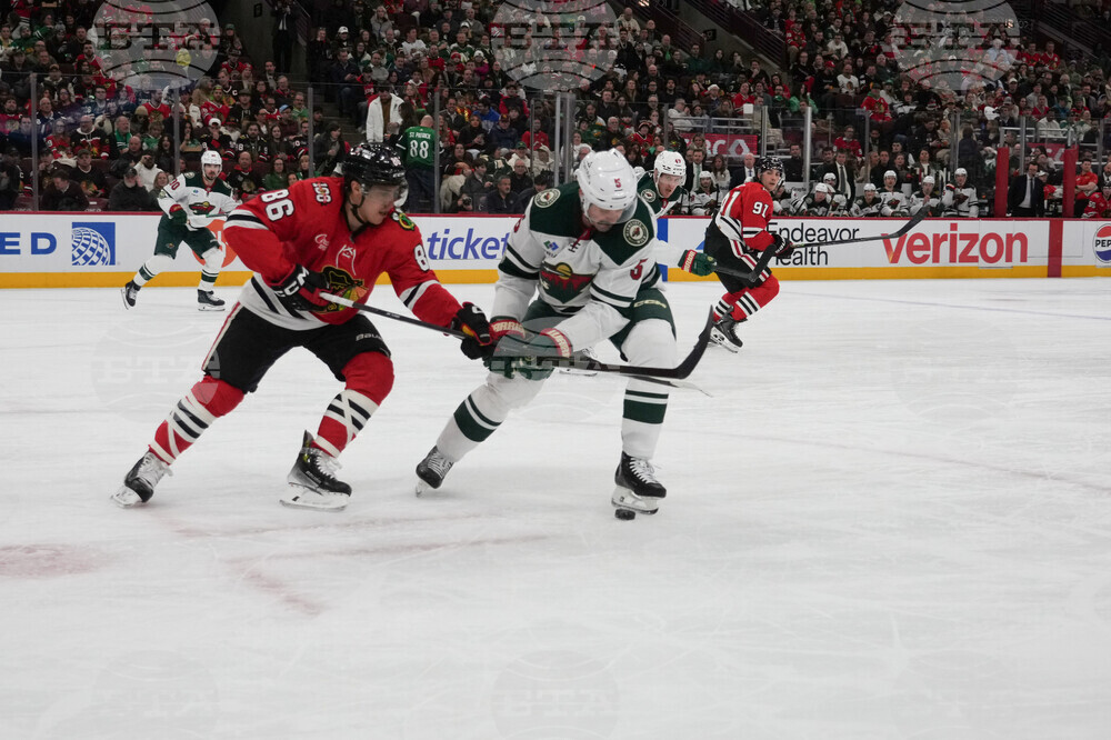 Wild Blackhawks Hockey