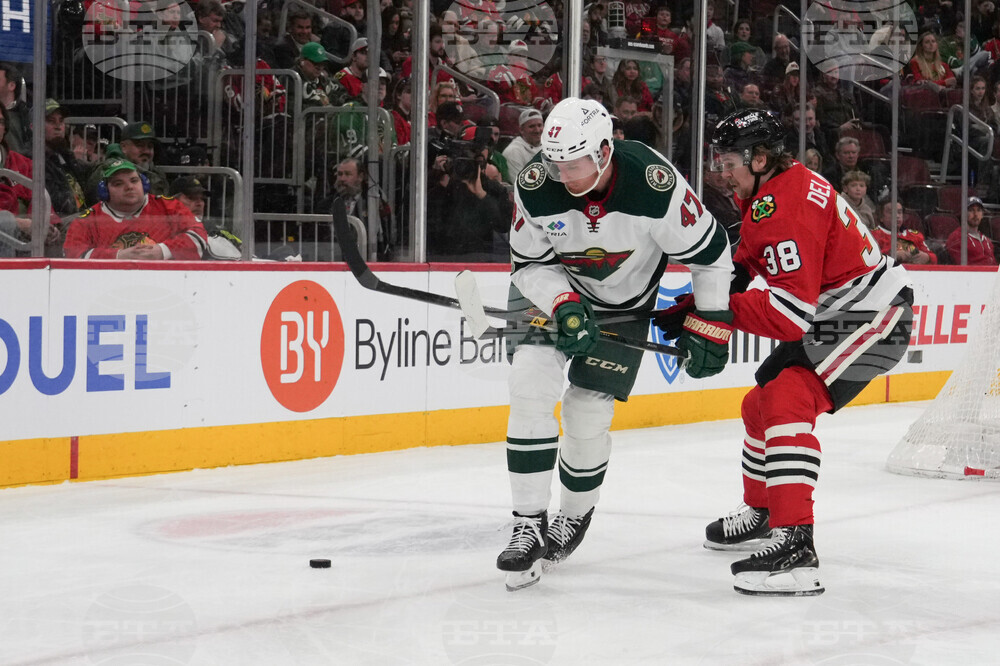 Wild Blackhawks Hockey