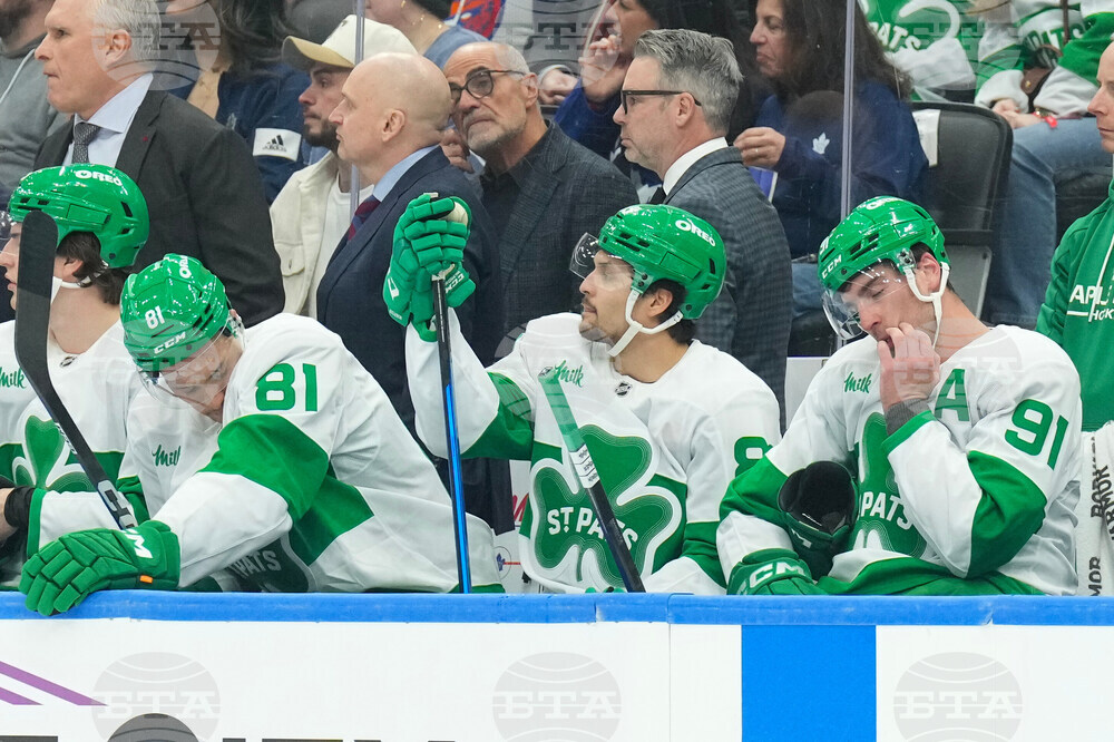 Islanders Maple Leafs Hockey