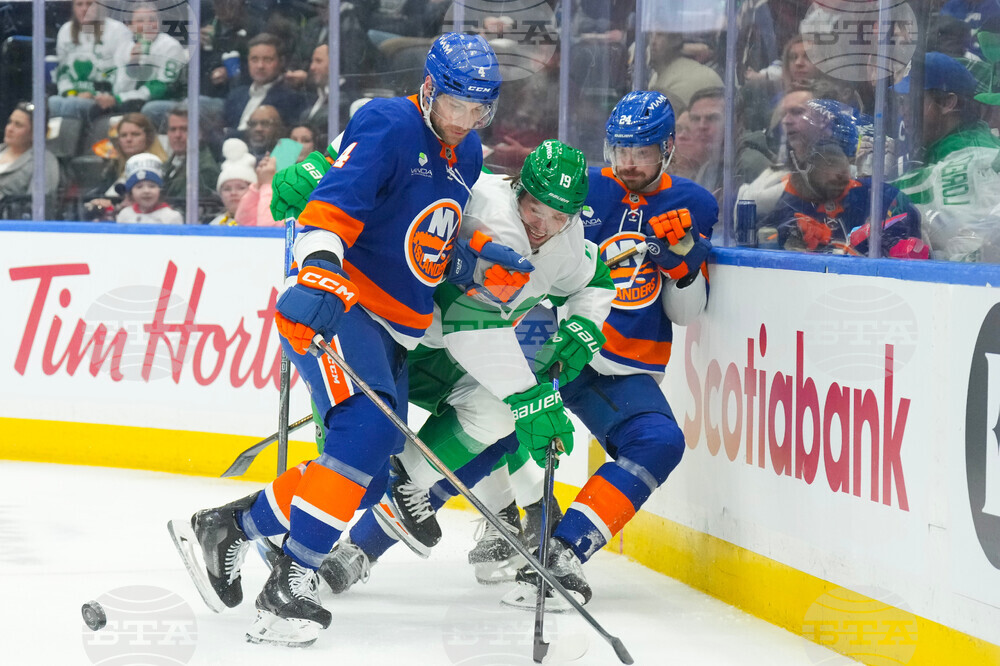 Islanders Maple Leafs Hockey