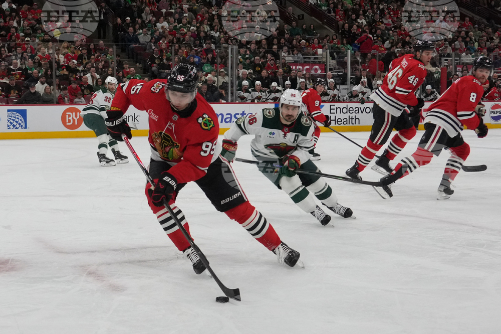 Wild Blackhawks Hockey
