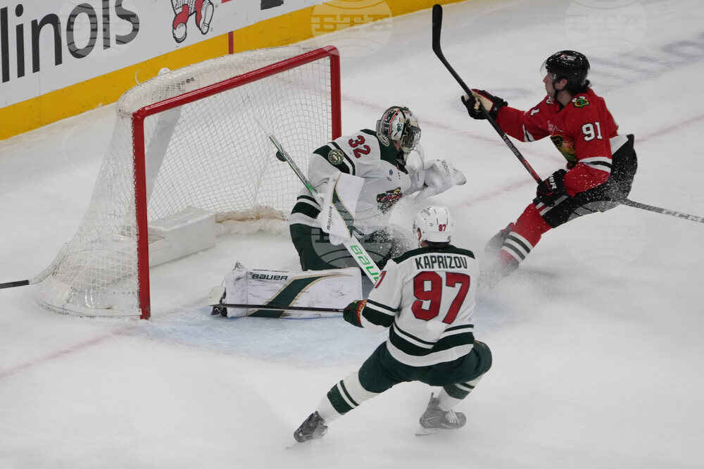 Wild Blackhawks Hockey