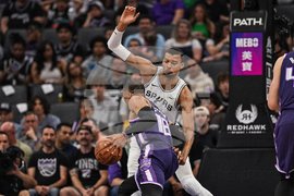 Spurs Kings Basketball