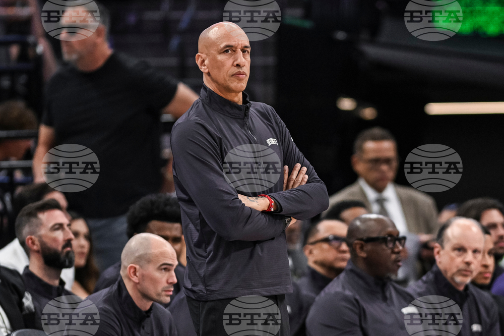 Spurs Kings Basketball