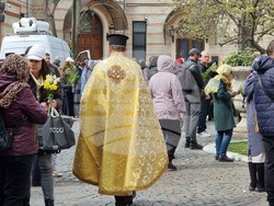 Румъния - литийно шествие “Процесия на цветята” в Букурещ