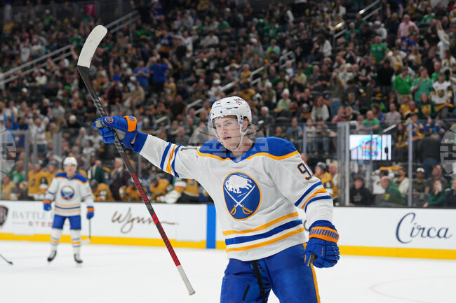 Бъфало е все по-близо до класиране за плейофите в НХЛ след победа над Вегас