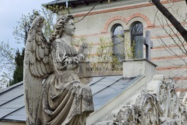 Румъния - литийно шествие “Процесия на цветята” в Букурещ