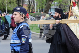 Румъния - литийно шествие “Процесия на цветята” в Букурещ