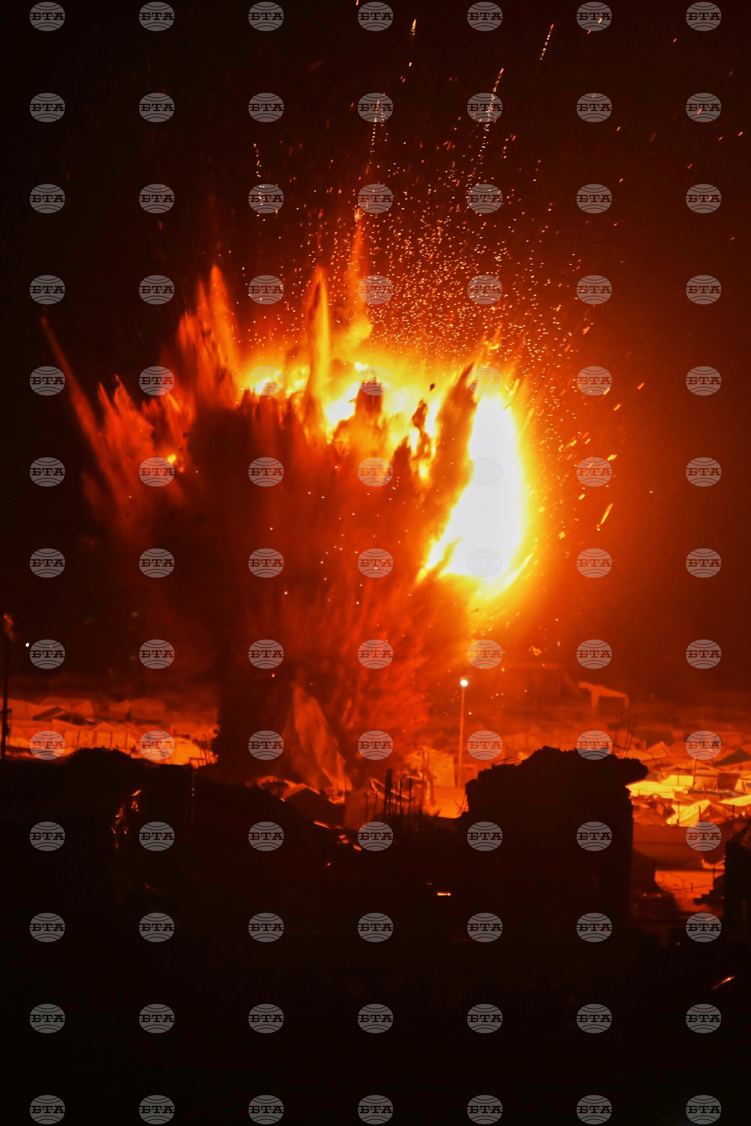 Top Vertical Photos Photo Gallery